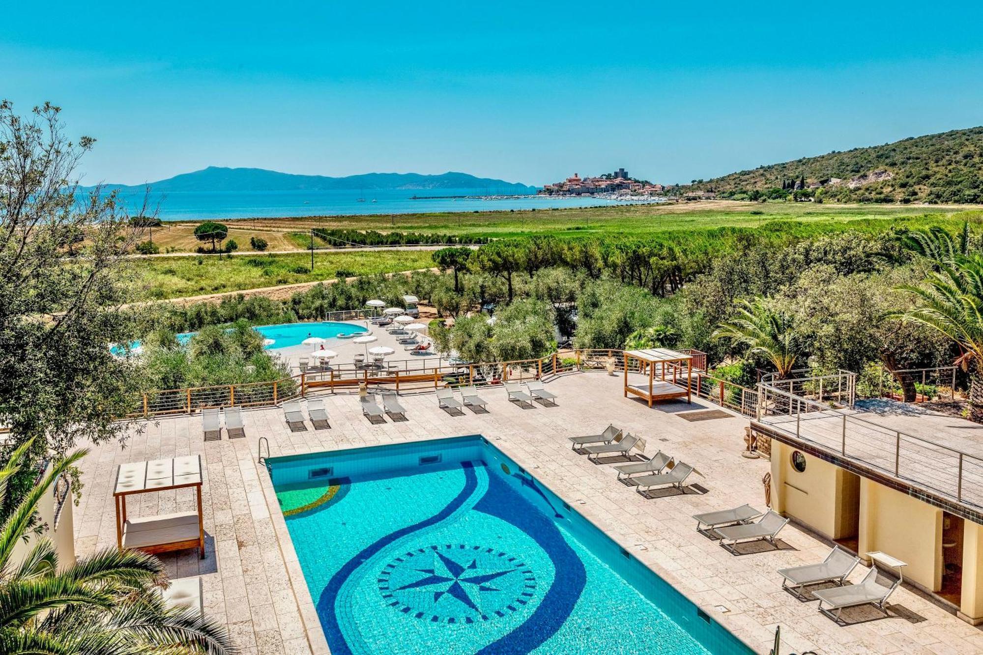 Isa - Residence With Pool And Private Beach In Talamone Just 500 Mt From The Beach Eksteriør bilde